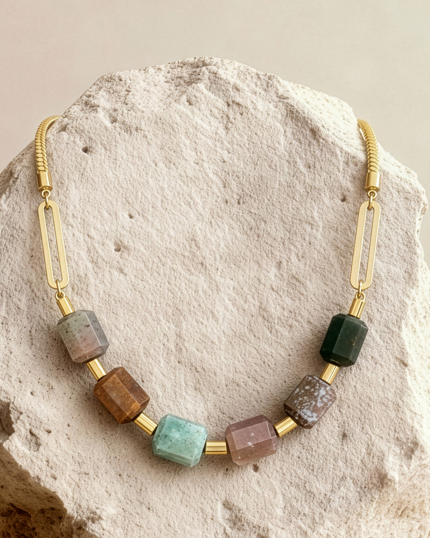 שרשרת 03 | מגוון אבנים