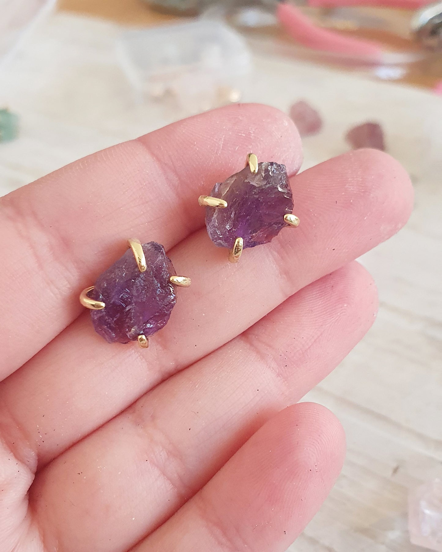 עגילי אגם סגולים