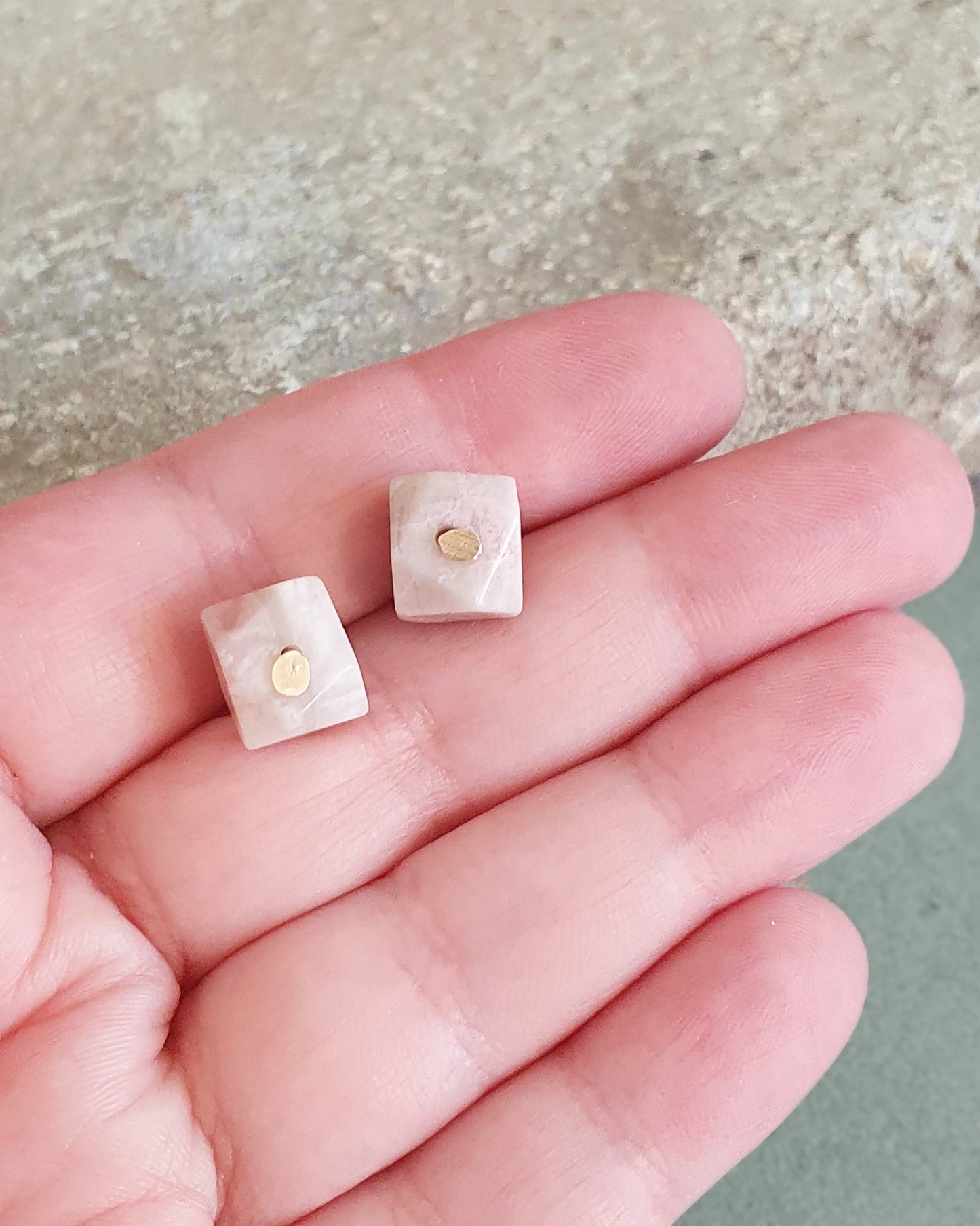 עגילי שמש בהירה