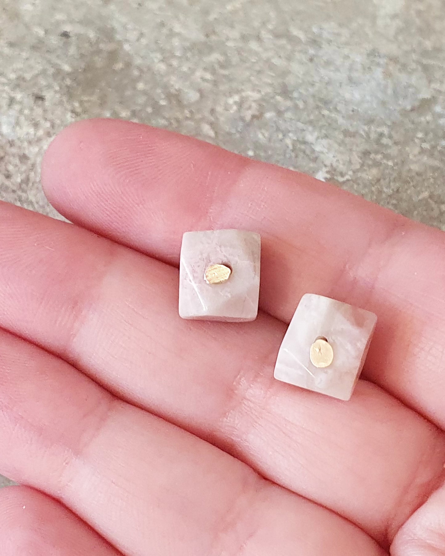 עגילי שמש בהירה