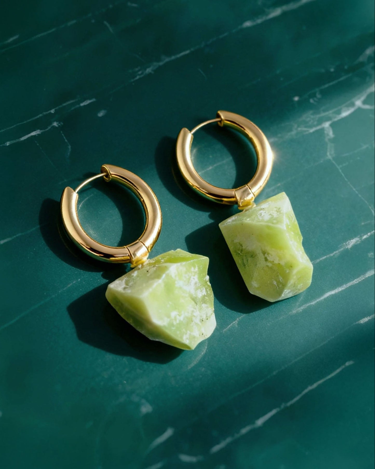 עגילי סלע 01 | ג'ייד לימון