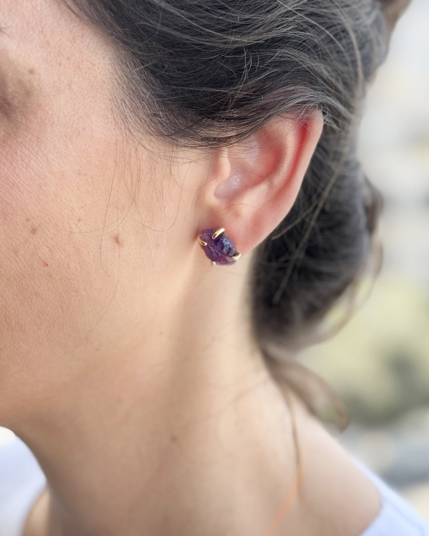 עגילי אגם סגולים