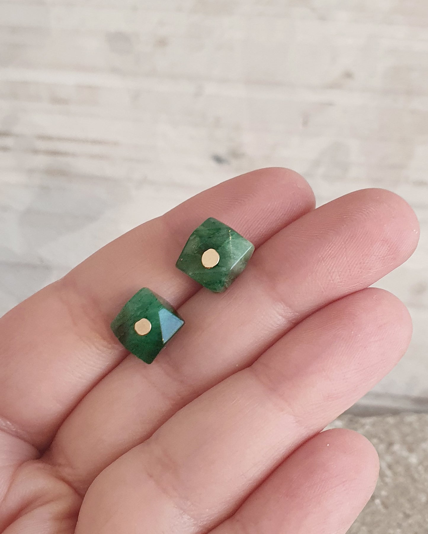 עגילי שמש אמרלד