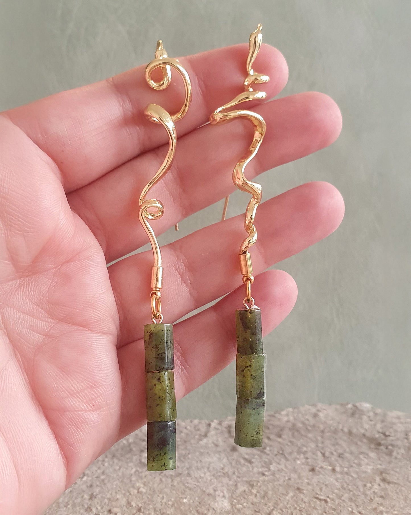 עגילי רוח ג'ייד